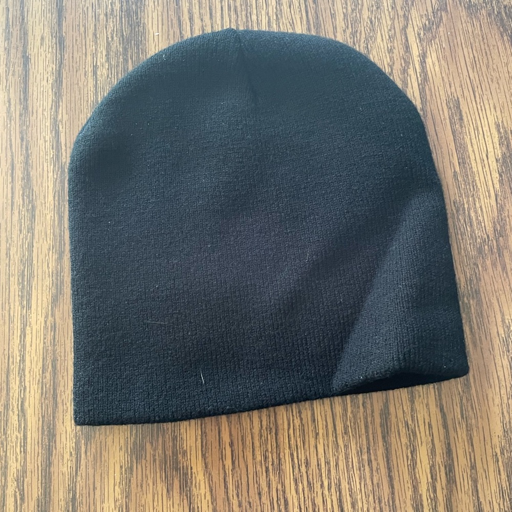 BLACK BEANIE WINTER HAT